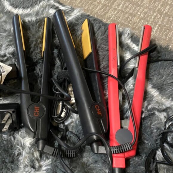 Hair straighteners - Picture 1 of 3